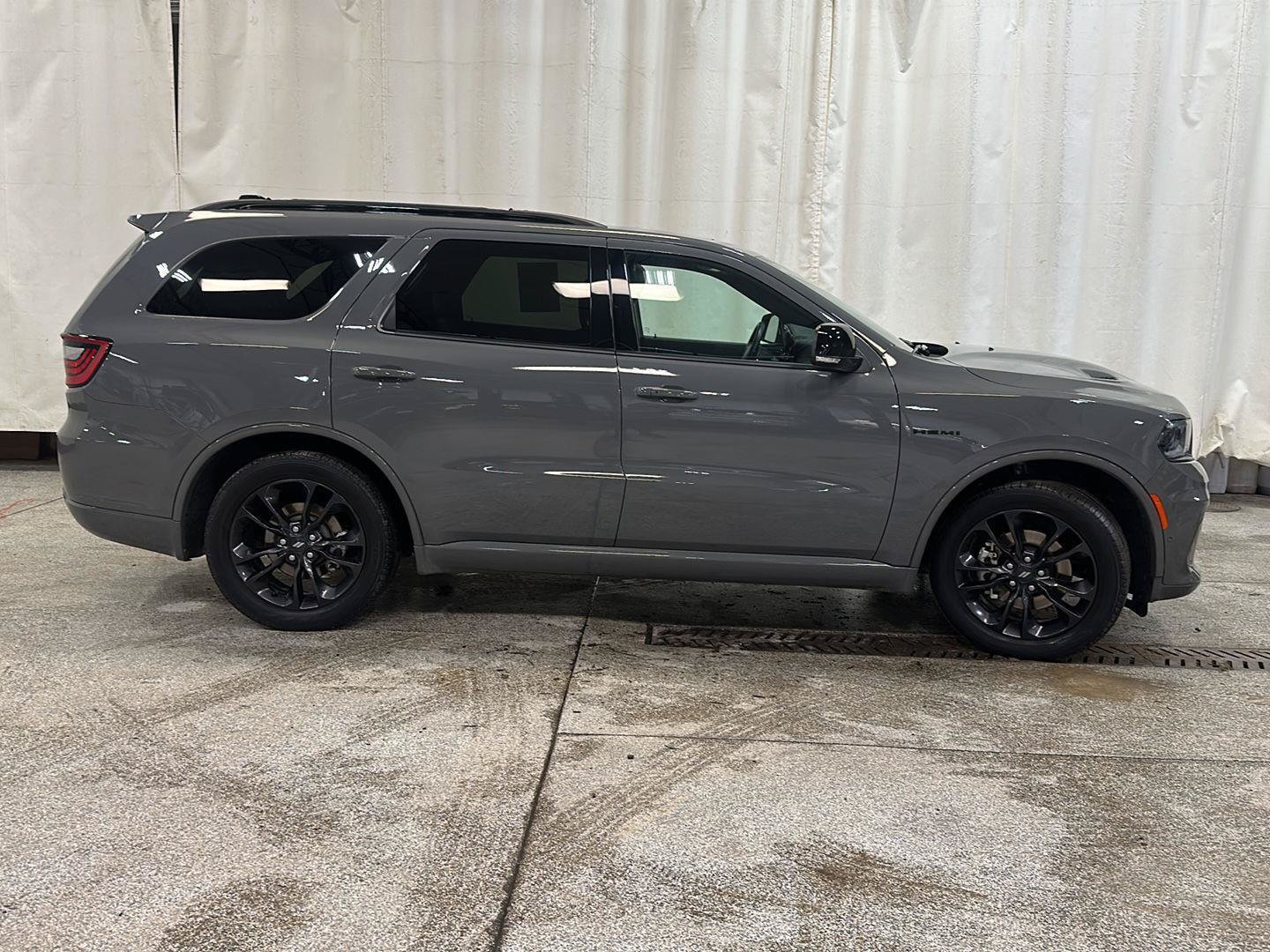 Used 2023 Dodge Durango R/T AWD/4WD image 6