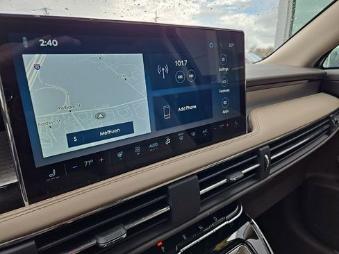 Used 2023 Lincoln Corsair AWD w/ Equipment Group 101A image 28