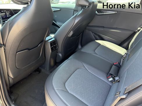 New 2026 Kia Niro Wave FWD image 21
