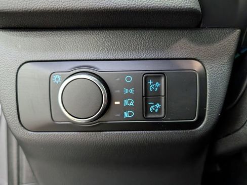 Used 2025 Ford Escape Active image 19