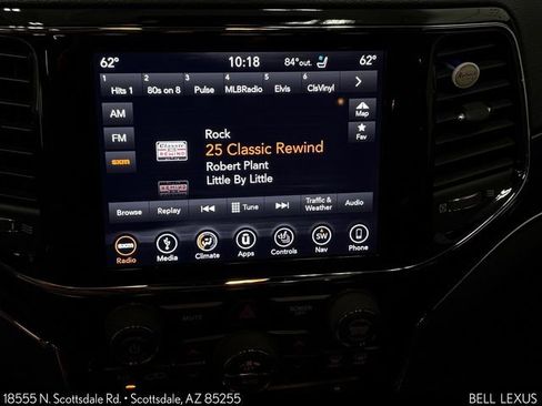 Used 2019 Jeep Grand Cherokee Trailhawk AWD/4WD image 16