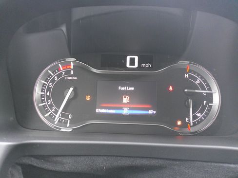 Used 2018 Honda Pilot Touring image 21