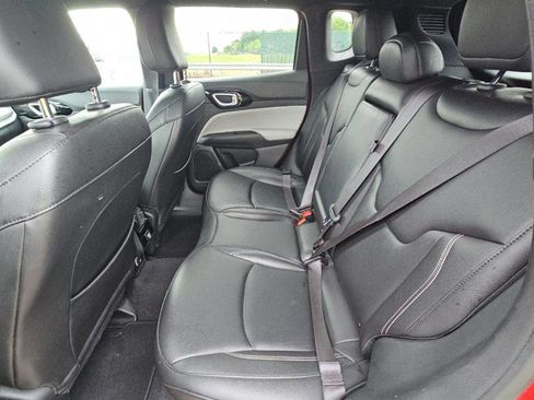 Used 2025 Jeep Compass Limited AWD/4WD image 8