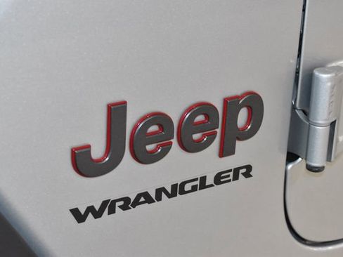 Used 2023 Jeep Wrangler Unlimited Rubicon w/ Xtreme Recon 35" Tire Package image 35