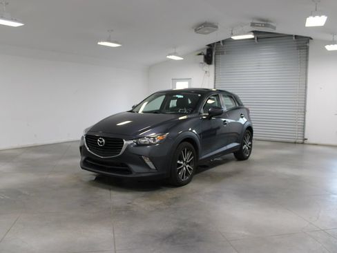 Used 2017 MAZDA CX-3 Touring AWD/4WD image 4