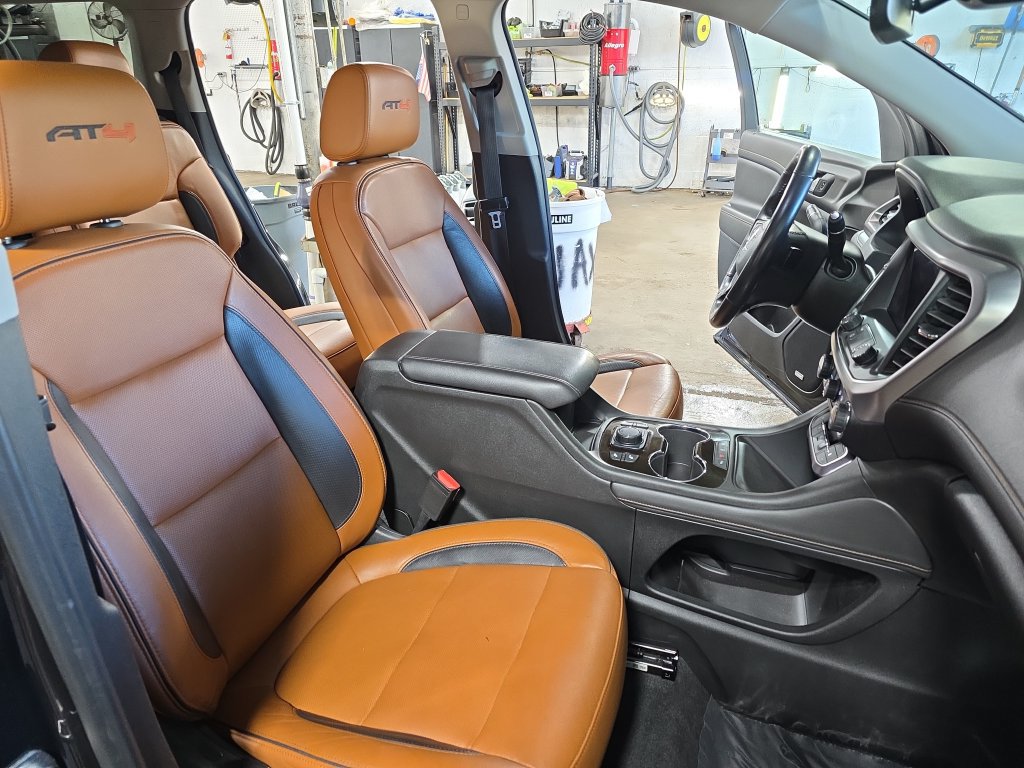 Used 2020 GMC Acadia AT4 w/ Driver Alert Package II AWD/4WD image 12