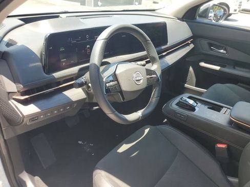 Used 2024 Nissan Ariya FWD image 16