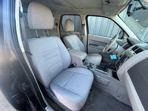 Used 2011 Ford Escape XLT w/ 202A Rapid Spec Order Code image 11