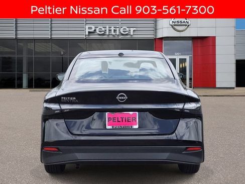 New 2026 Nissan Sentra SV w/ SV Convenience Package FWD image 4