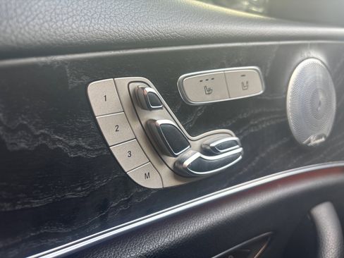 Used 2019 Mercedes-Benz E 450 4MATIC Sedan image 22