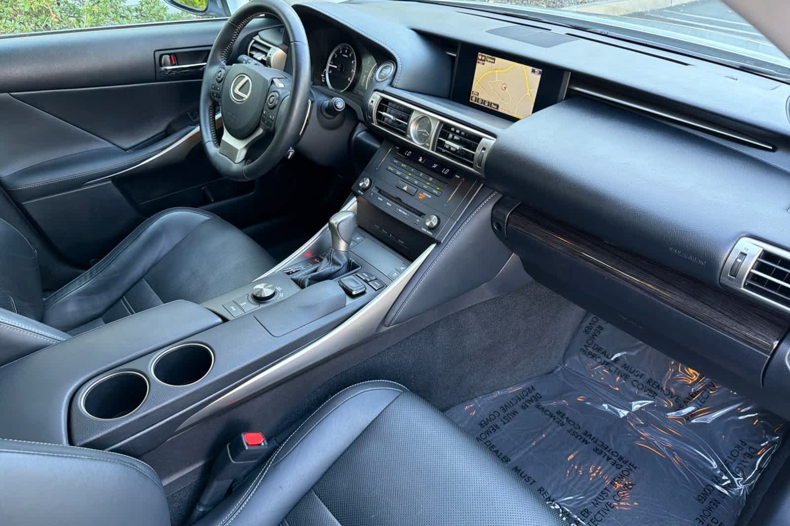 Used 2015 Lexus IS 350 RWD image 16