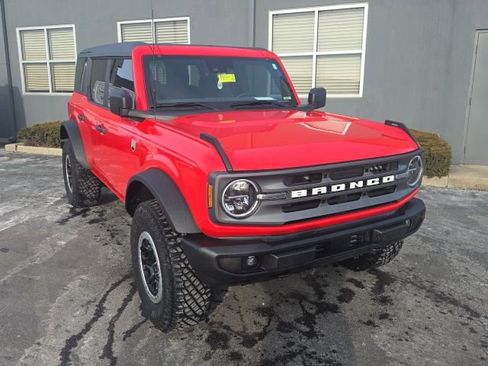 Used 2023 Ford Bronco Big Bend w/ Sasquatch Package image 1