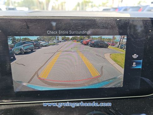 Used 2022 Mercedes-Benz GLB 250 4MATIC image 16
