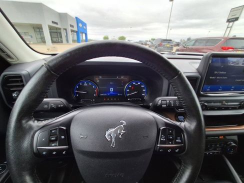 Used 2023 Ford Bronco Sport Outer Banks AWD/4WD image 13