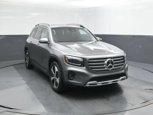 Used 2024 Mercedes-Benz GLB 250 4MATIC image 22