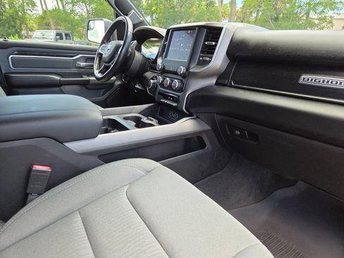 Used 2022 RAM 1500 Big Horn AWD/4WD image 14