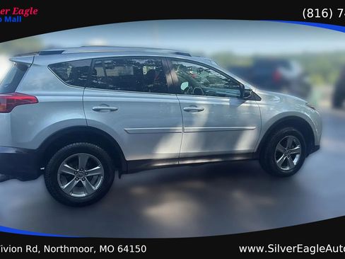 Used 2015 Toyota RAV4 XLE AWD/4WD image 6