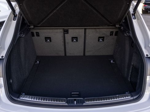 New 2026 Porsche Macan S image 40