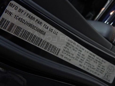 Used 2025 Dodge Durango SRT Hellcat image 16