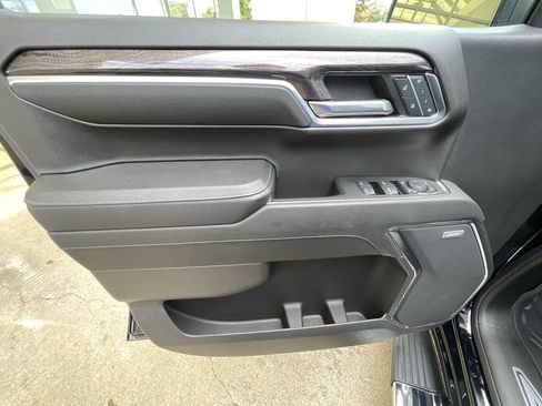 Certified 2024 Chevrolet Silverado 1500 LTZ AWD/4WD image 22