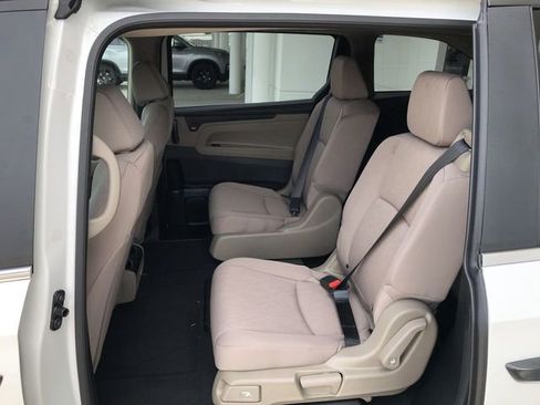 Certified 2021 Honda Odyssey LX image 14