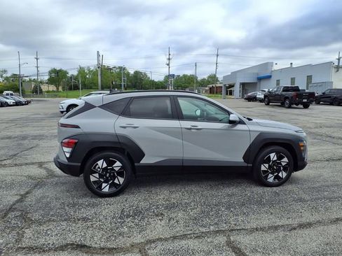 Used 2025 Hyundai Kona SEL FWD image 17