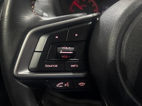 Used 2018 Subaru Crosstrek 2.0i Premium AWD/4WD image 15