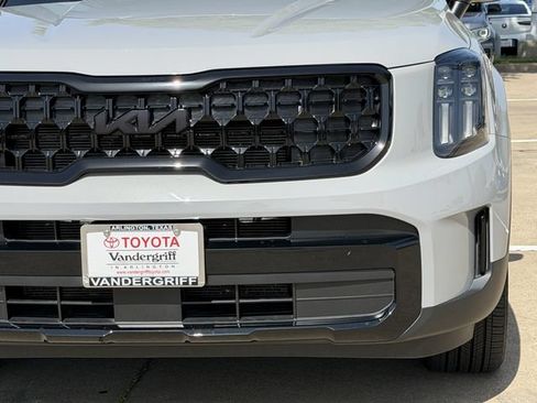 Used 2025 Kia Telluride EX X-Line AWD/4WD image 9