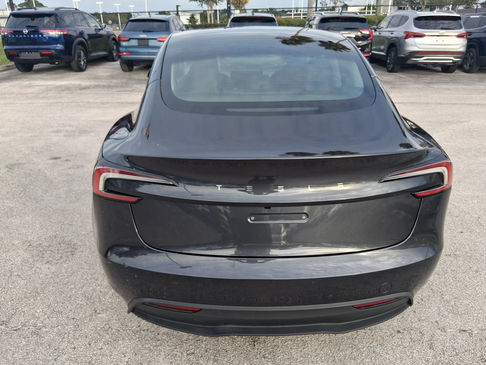 Used 2025 Tesla Model 3 Long Range RWD image 3