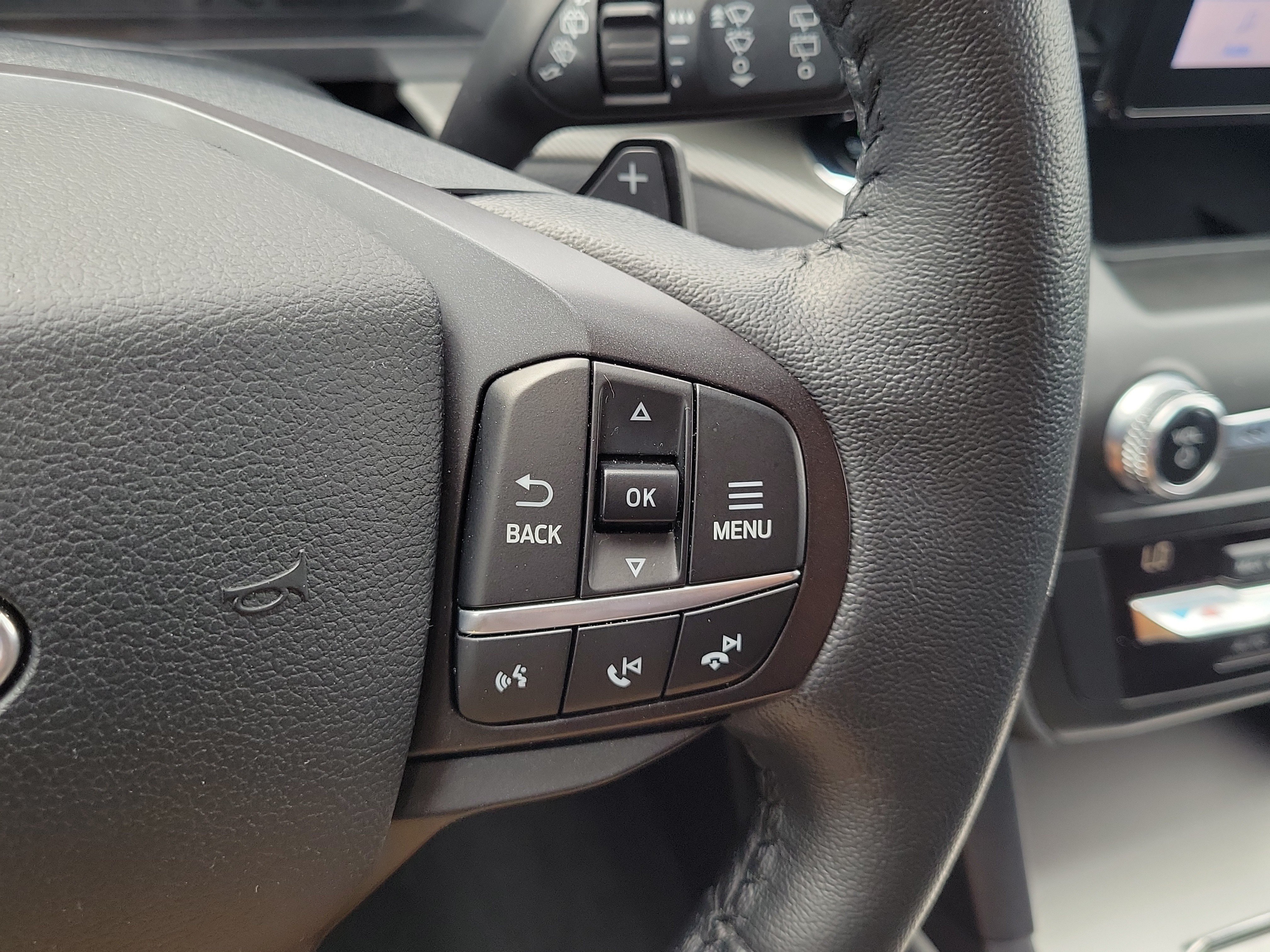 Used 2020 Ford Explorer XLT RWD image 26