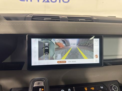 Used 2021 Land Rover Defender 110 S AWD/4WD image 27