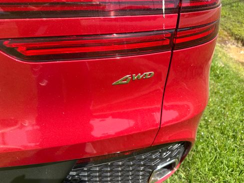 Used 2025 Genesis GV70 2.5T AWD/4WD image 7