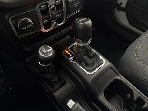 New 2026 Jeep Gladiator Sport image 23