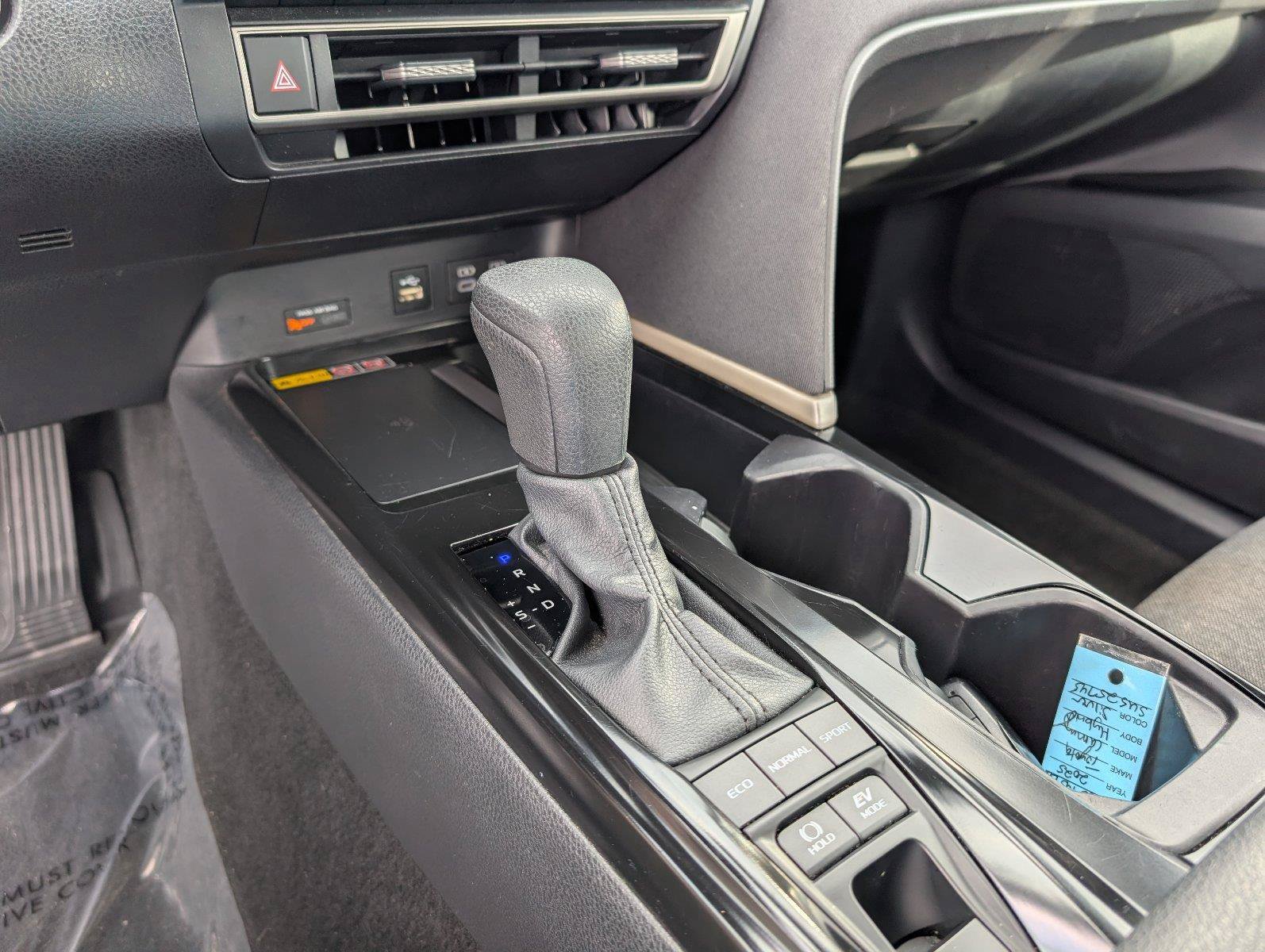Used 2025 Toyota Camry LE FWD image 20