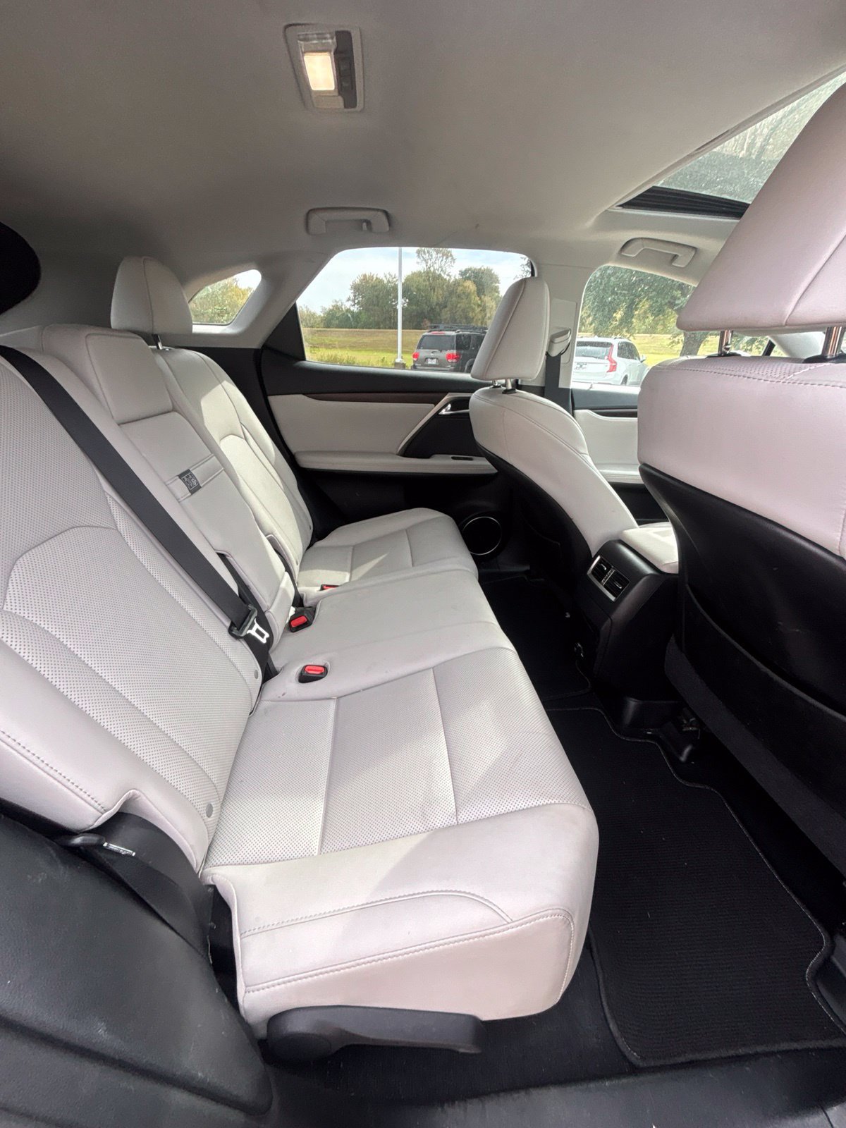 Used 2021 Lexus RX 350 FWD w/ Premium Package image 18