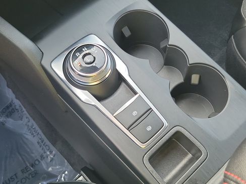 Used 2025 Ford Escape ST-Line w/ Tech Pack #1 FWD image 26