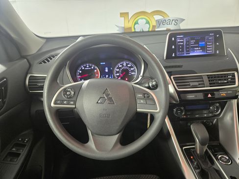 Used 2018 Mitsubishi Eclipse Cross LE AWD/4WD image 13