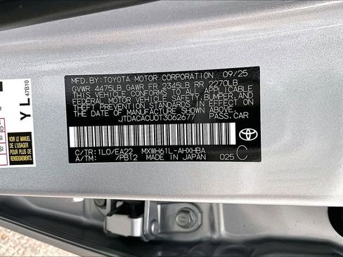 Used 2026 Toyota Prius XSE Premium w/ Limited Premium Package image 35