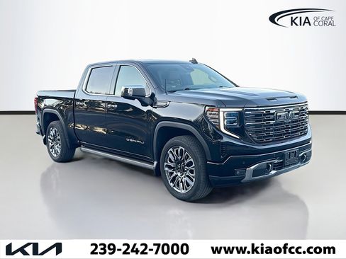Used 2025 GMC Sierra 1500 Denali Ultimate image 7