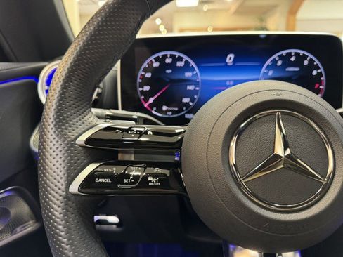 Certified 2025 Mercedes-Benz CLE 300 4MATIC Coupe image 18