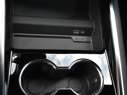 New 2025 Chevrolet Tahoe High Country w/ Sun And Tow Package image 24