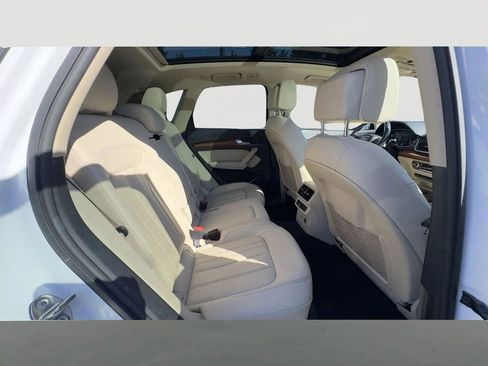 Used 2022 Audi Q5 2.0T Premium Plus image 11