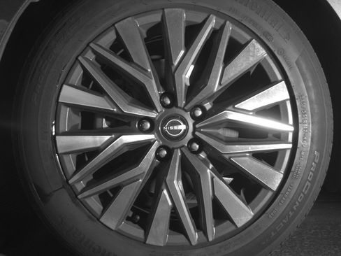 Used 2025 Nissan Altima 2.5 SV image 12