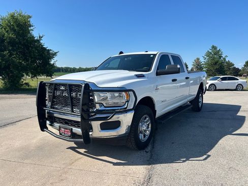 Used 2022 RAM 2500 Tradesman w/ Chrome Appearance Group AWD/4WD image 1