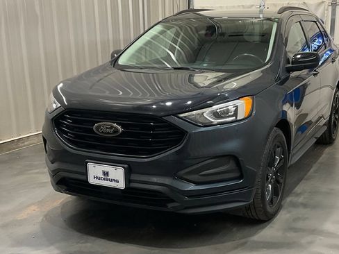 Used 2024 Ford Edge SE w/ Black Appearance Package AWD/4WD image 3