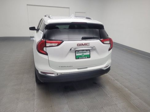 Used 2024 GMC Terrain SLT FWD image 6