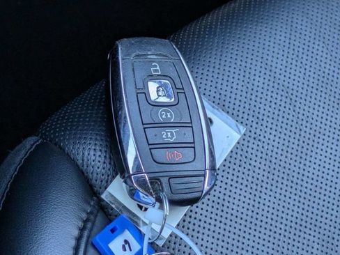 Certified 2019 Lincoln MKC Reserve w/ MKC Technology Package image 29