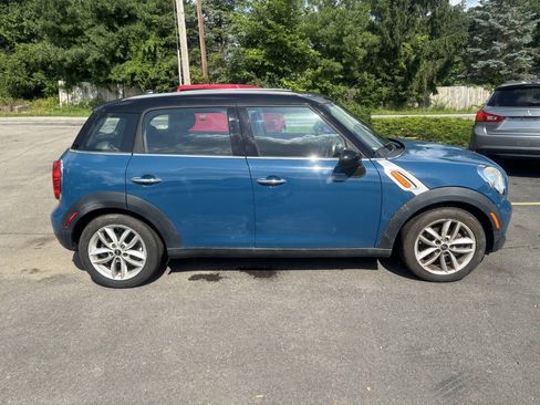 Used 2012 MINI Cooper Countryman FWD image 4