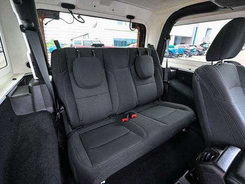Used 2022 Jeep Wrangler Sport AWD/4WD image 23
