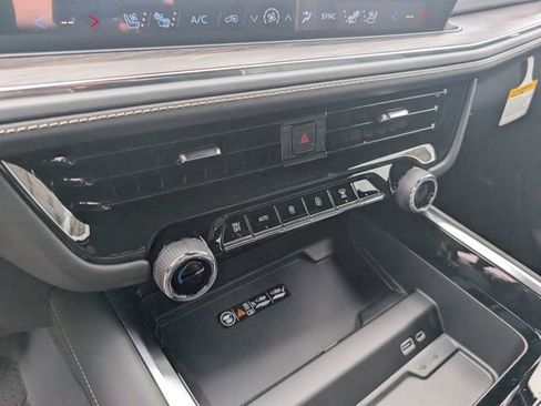 New 2026 Chevrolet Tahoe Premier AWD/4WD image 20